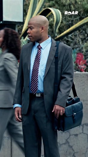 Sketch comedy at its finest, Key & Peele always know how to flip real life into pure comedy gold. 😂 Watch Key and Peele late nights on ROAR. | Watch Roar