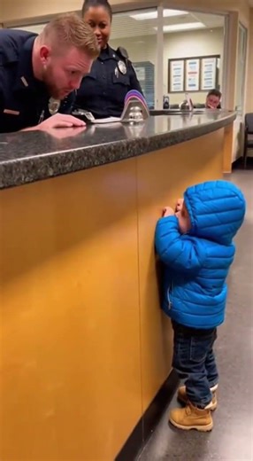 Police Ask About His Girlfriend… His Answer Breaks Everyone 😂