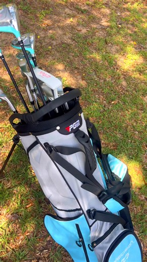 2.2K views · 72 reactions | These beautiful clubs were listed for $250 on Marketplace! When I asked if the price was negotiable & shared that I was helping with the girls golf team and had been purchasing used carts and clubs… the couple gave them to me! I drove to 30a today and picked them up!!! (I was letting Myla use my clubs & another player use her clubs) God is good! | Robin Brown Perrone | Facebook