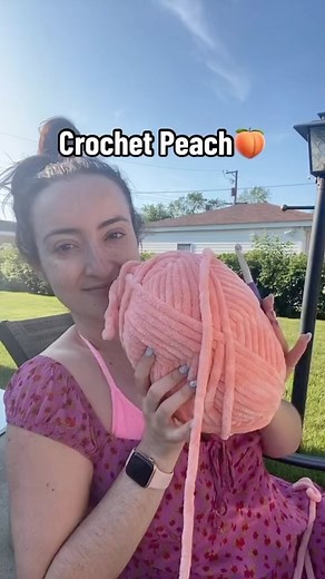 Feeling peachy 🍑 #crochet #crochetpeach #crochetaddict #babyshowergift #crochetlove | Crochet with Elena