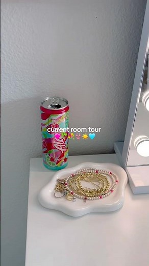 Preppy Room Tour! #preppy #roomtour #explore #viral #youtubeshorts #fyp