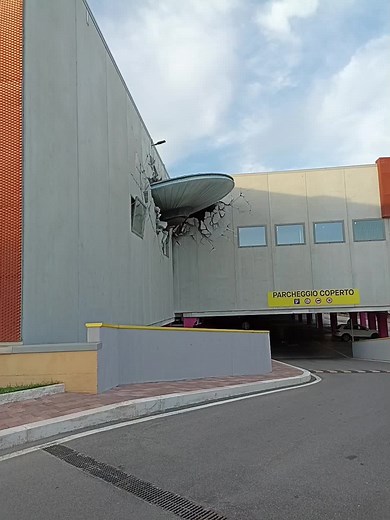 Mysterious UFO Crash Investigation