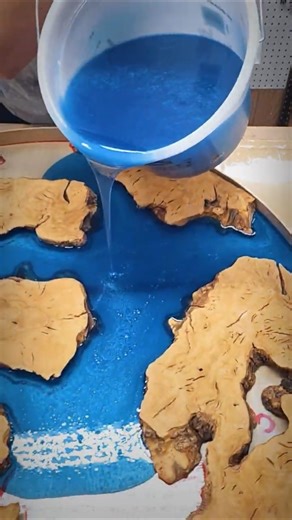 I made a clock out of olives… #resinart #woodworking #classicwood #epoxyfurniture