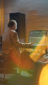 15K views · 109 reactions | Jon Castelli demonstrates how emphasizing the low-mids enhances the bass in 'BIRDS OF A FEATHER'. Watch the full series on mwtm.org/jc123 | Mix with the Masters | Facebook