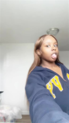 Js cs I looked good #fypシ゚viral #relatable #wlw