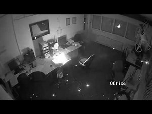 Watch This Unattended Laptop Burn Down an Office
