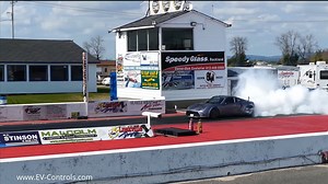 Watch a Tesla-Powered Kit Car Run a 9-Second Quarter Mile