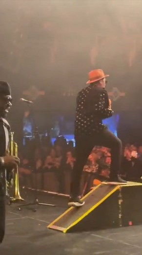 21K views · 251 reactions | Another week closer to getting back on stage to kick off our 2025 tour! Head to the website to see all our upcoming shows and book your tickets!  https://www.thedualers.com/full-band | The Dualers | Facebook