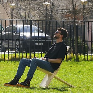 DIY portable wooden chair! 🪑💯 | Bloom