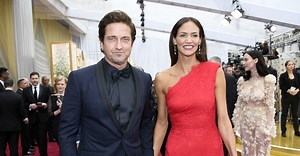 11K views · 47 reactions | Gerard Butlers Freundin ist Morgan Brown. Mit der Schönheit soll er seit 2014 eine Beziehung führen - auch wenn mit Unterbrechungen. Wir stellen euch die Frau an seiner Seite vor! | Promipool | Facebook