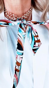 Just a little fashion moment … flavoured with a cute style hack Using an old necklace and one of my beautiful Twillys that I recently purchased to create a cute hippy style vibe 👌🏼 Will you be trying this? Drop me a DM if you’d like the link for the Twillys * * * #stylehacks #diyhacks #howtostyleascarf #bohojewelry #fashionhacks #parisianstreetstyle #everydaystyle #necktieswag #jewelryhacks #genxwoman | Nickys Universal Style