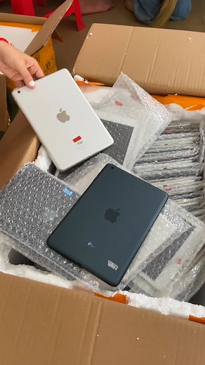 53K views · 3.1K reactions | នៅមានតាស់បង ipad 14មុឺន ipad mini1 #adminតុលា #ipadmini1 | Admin - តុលា | Facebook