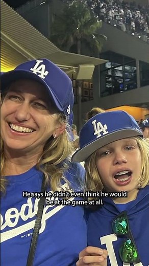 Young Dodger fan catches Freddie Freeman's grand slam ball
