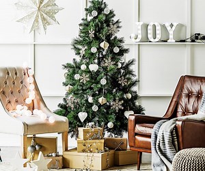 11 artificial Christmas trees that truly look like the real thing