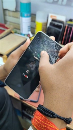 🚫 do note Remove Tempered Samsung S25 fe Screen protector #viral #shorts #youtubeshorts