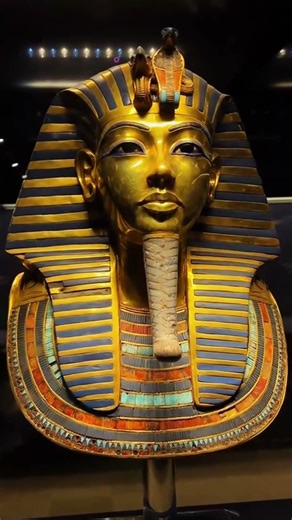 Tutankhamun's $1 Billion Golden Mask 💰🤯 #fact #short #viralshort