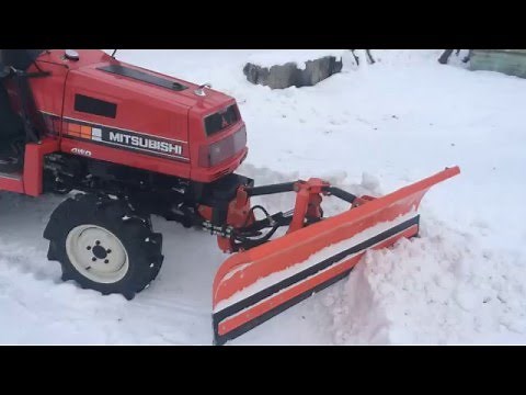 SNIEGO BULDOZERIS MINI TRAKTORIUKAI MITSUBISHI MT16