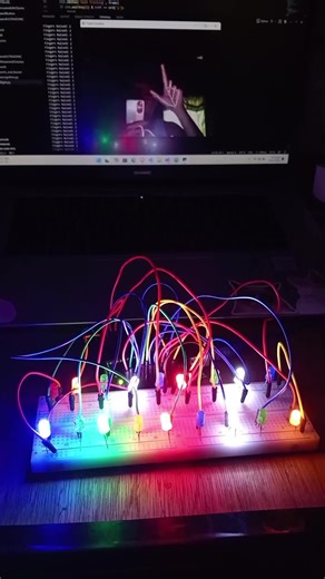 Controlling 18 LEDs with Mediapipe and Arduino