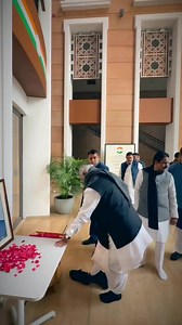 138K views · 11K reactions | The Congress Working Committee Meeting starts after paying floral tribute to Former Prime Minister, Dr. Manmohan Singh ji. Indira Bhawan | Priyanka Gandhi | Facebook
