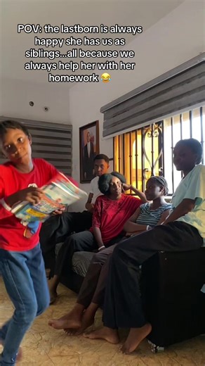 during our time we do homework by ourselves o😭🫴🏾 #relatablecontent #memestiktok #dancingsiblings #fyp