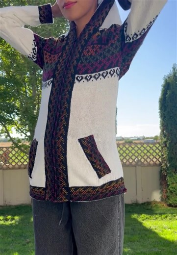 Colorful Alpaca Sweater With Zipper and Hoodie Size S| Handmade in Peru | Ethnic | Warm Soft | Peruvian Gift | Llama Design, Woman Gift - Etsy