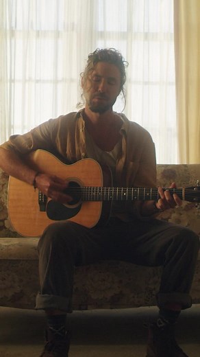 Music videos would be so much easier if they were static one-takes. 😅 #singersongwriter #postcards