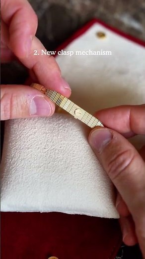 Does the Cartier Love Unlimited bracelet rip out your armhair? Let’s find out!