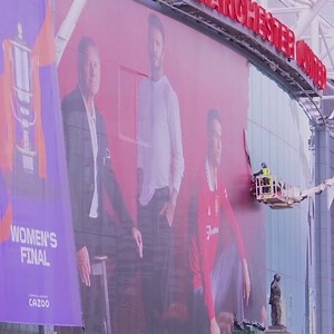 Manchester United have removed a mural containing images of players including Cristiano Ronaldo from Old Trafford, ahead of the Rugby League World Cup final on Saturday 🏟️ | Sky Sports
