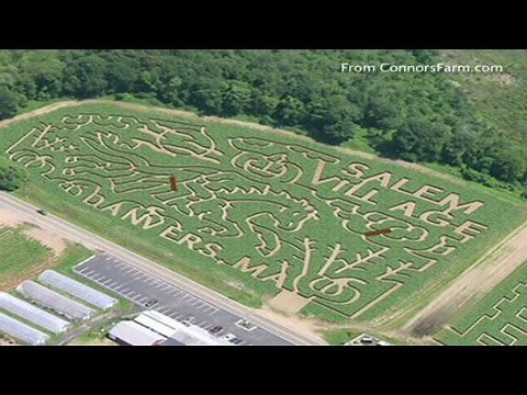 Family stuck in corn maze calls 911