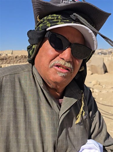 Beware of Scams at Giza Pyramids