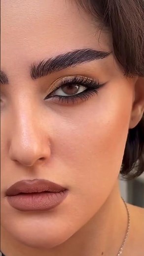 Pakistani eye makeup #makeup / makeup tutorial step by step 🥹🫠 #softglamlook #eyemakeup #makeuphacks