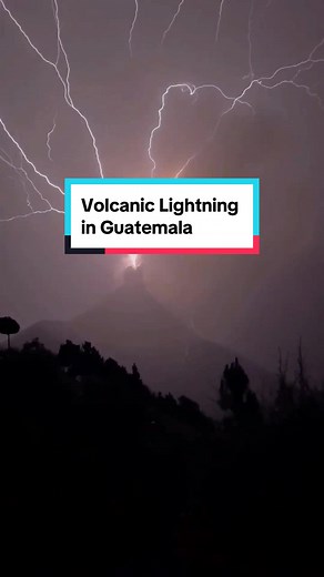 Mesmerizing Volcanic Lightning in Volcán de Fuego, Guatemala