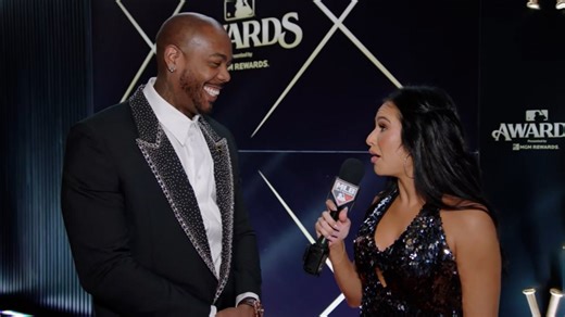 Aroldis Chapman on his outfit, best dressed player