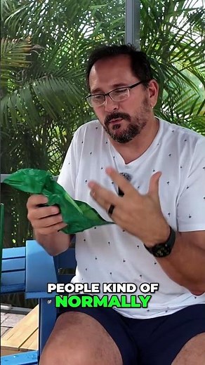 Earth Rated Dog Poop Bags with Handles Value Pack Review | LEAKPROOF & ECO INFO | Reviews Unscripted