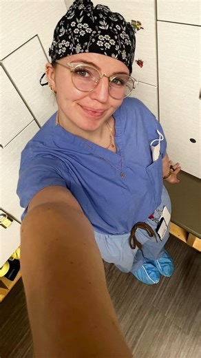 𝗔𝗰𝗰𝗿𝗲𝗱𝗶𝘁𝗲𝗱 𝗠𝗲𝗱𝗶𝗰𝗮𝗹 𝗖𝗲𝗿𝘁𝗶𝗳𝗶𝗰𝗮𝘁𝗶𝗼𝗻𝘀 ⚕️ on Instagram: "Gain real clinical experience as a pre-med ! Link in bio to get certified as a medical assistant in just 2-months Clinical experience makes the difference. #AdvancedeClinicalTraining #ClinicalSkills #HealthcareTraining #MedicalAssistantProgram #CCMA PatientCareExperience HandsOnLearning HealthcareReady"