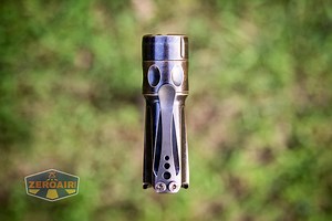 TorchLAB BOSS FT Clicky Collector Vintage Brass 35 Flashlight Review - ZeroAir Reviews