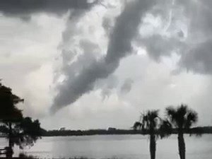 More video coming into the Live 5 newsroom. A tight funnel unravels over the water in Moncks Corner. 📹 Kristina Fedie Cross | Live 5 News