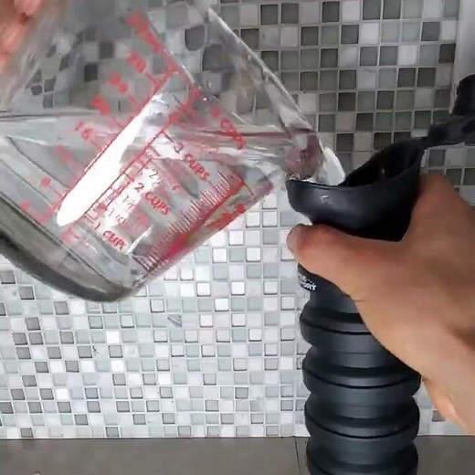 The Best Portable Pee Bottle? Men Love It!