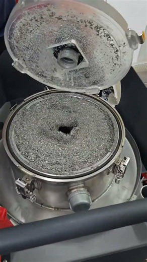 VGS Sludge Cleaners — for removing chips, burrs, sludge, and micron PARTICLES from coolant tanks