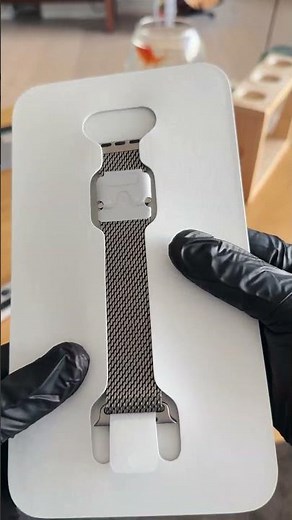 Titanium Milanese Loop - Apple Watch Ultra 3