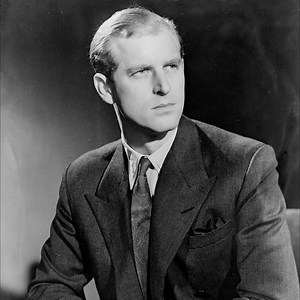 The royal blood coursing through the veins of the princes of the palace dates back to 1066, but what is it really like to be born into royalty? How will you cope with the pressure of a life of duty? In a new documentary we examine the lives and relationship of Prince Philip, Prince Charles, Prince William and Prince Harry, and ask insiders for their take on how each of them has taken to life as a Prince. Watch Princes of Palace, only on True Royalty TV. https://royltv.co/3CClfPb | True Royalty T