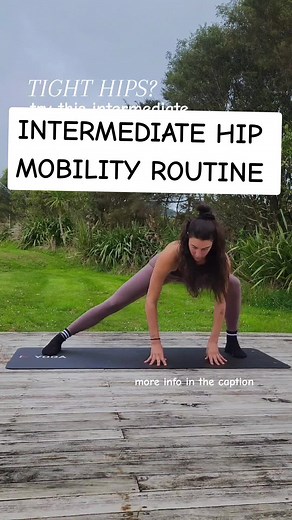Full-body intermediate mobility routine 🩶 1️⃣ arm stretch up knee bends x6 each side 2️⃣ side lunges x10 3️⃣ lying dynamic twists x10 4️⃣ cobra waves x6 5️⃣ child's pose to upward facing dog x6 6️⃣ seated dynamic twists x10 7️⃣ low squat to toes stretch x8 #mobility #tighthips #mobilitytraining #mobilitytiktok #hips #yogateacher | YOGA Life