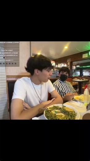 Eder y Monkey: Momentos Divertidos y Abrazos