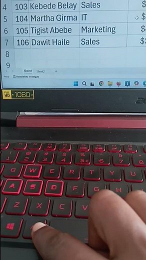 Stop Scrolling in Excel! 🛑 | የኤክስኤል ሄደር እንዳይጠፋብዎ