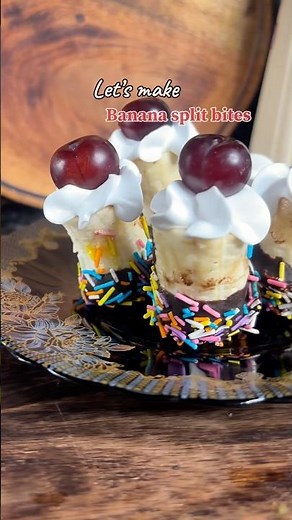 Banana split bites are so quick and easy to make #youtubeshorts