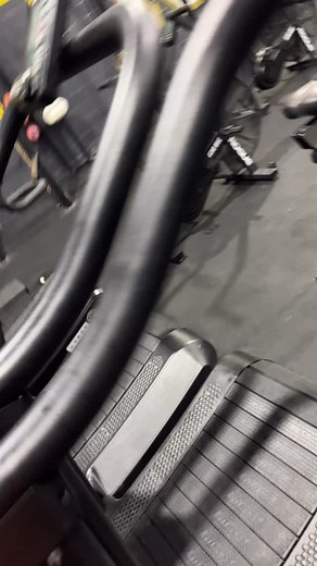 Day 19 becoming a better runner then you dorks Can confirm I’d rather run in the rain then inside on the assault runner for 7km | Ethanmurraypt