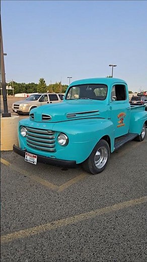 1948 Ford F1