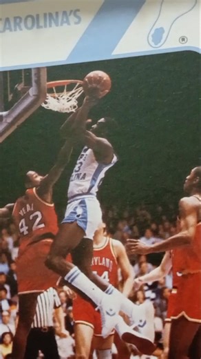 2️⃣ Tar Heels Michael Jordan Card Worth $124?