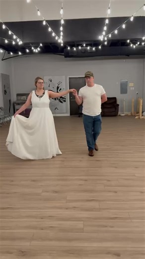 Will the dress work for the dance? This bride borrowed a long dress to practice before the wedding. If you are worried about stepping on the dress when you’re dancing, try taking smaller steps and make sure you bustle the back. If you need help putting a dance together for your big day, please let me know. #twistballroom #firstdance #couplegoals #pelhamalabama #wedding #brideandgroom #alabama #southernbride #southernbrides #husbandwife | SouthernBride | Facebook