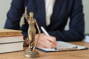 Law firm financing: Ways to finance your law firm's growth